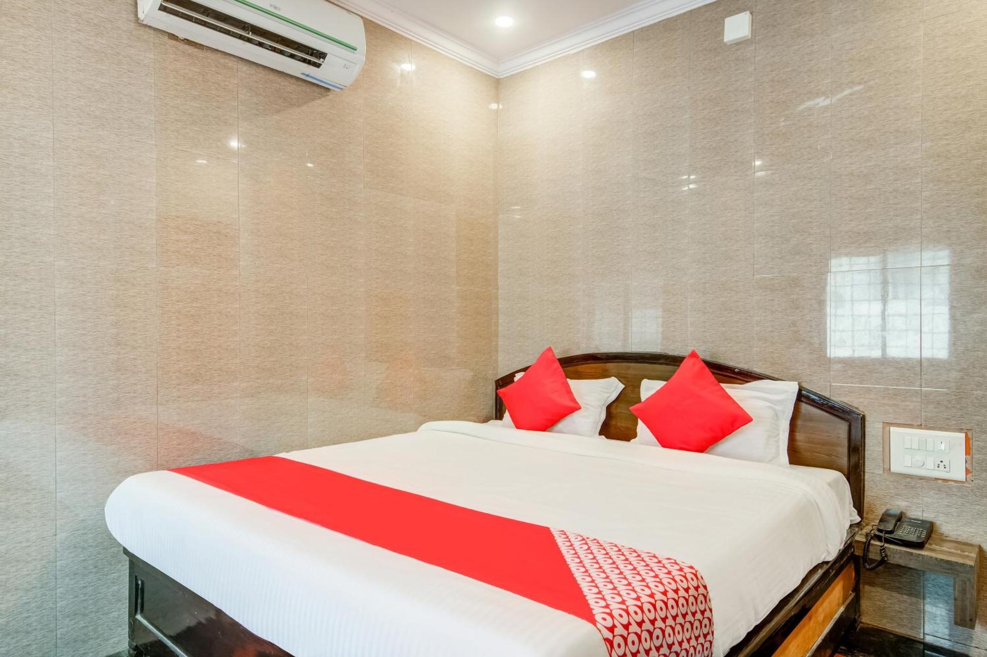 Hotel Tejasri Residency Vijayawada Exterior photo