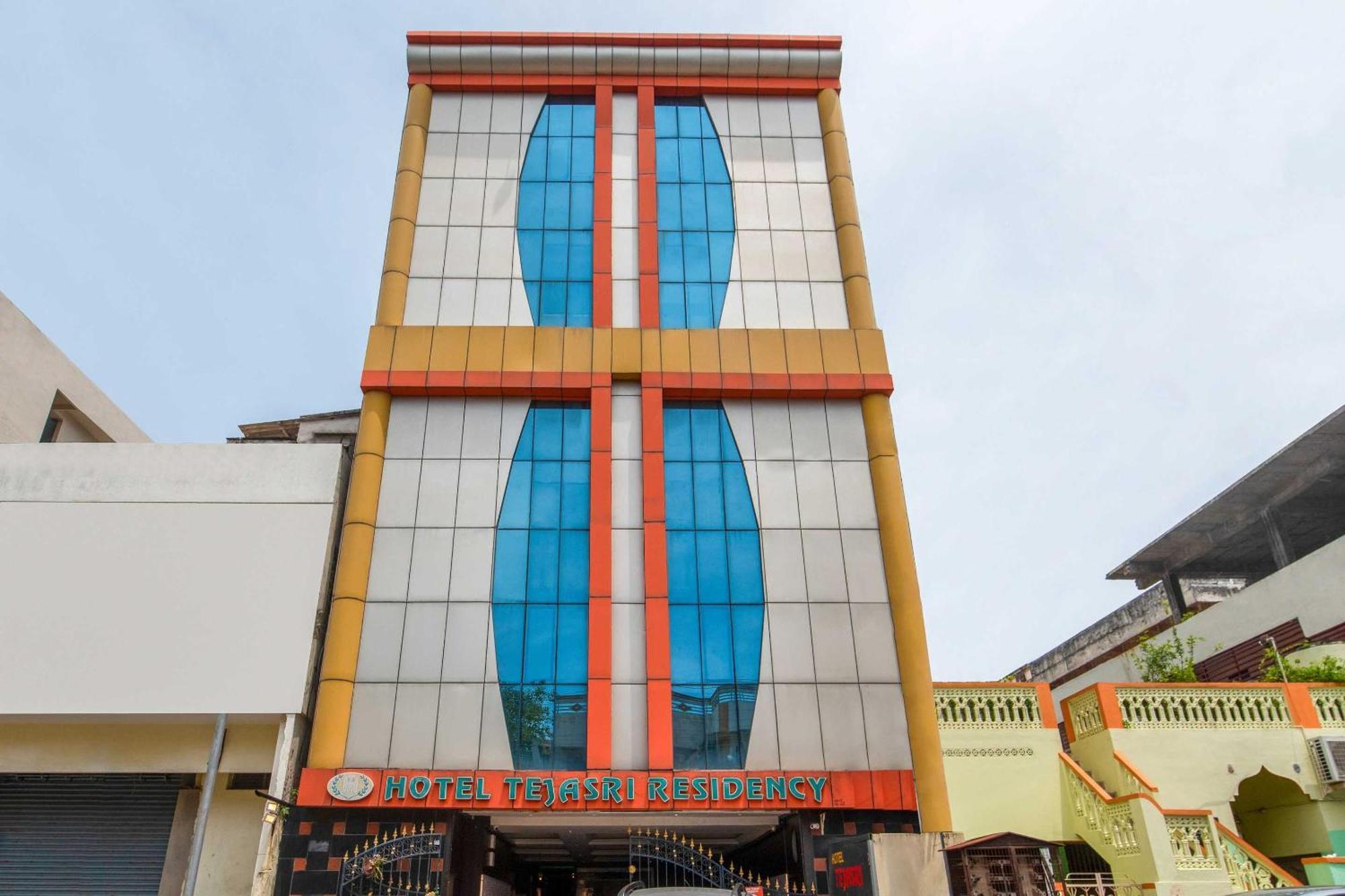 Hotel Tejasri Residency Vijayawada Exterior photo