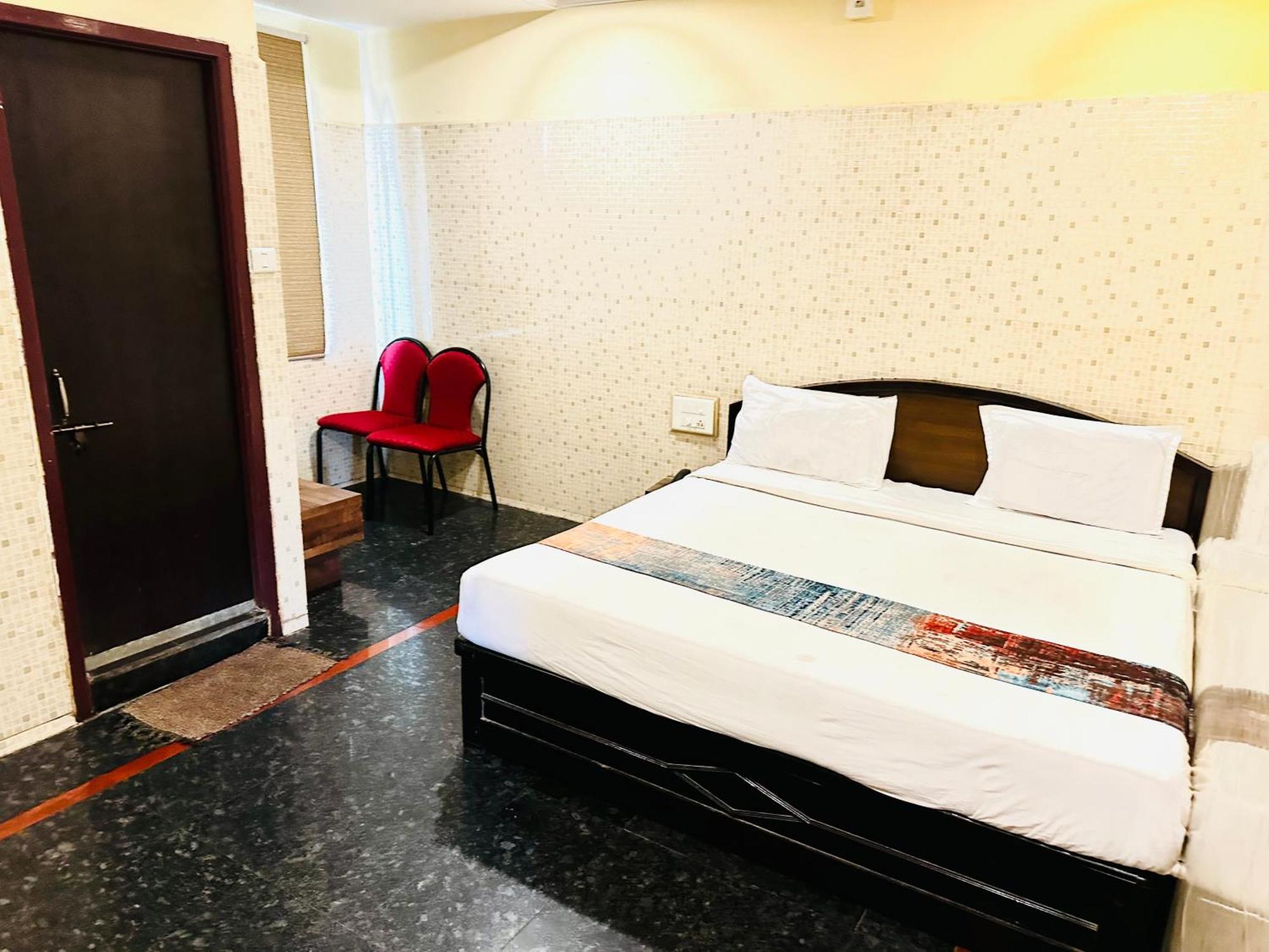 Hotel Tejasri Residency Vijayawada Exterior photo