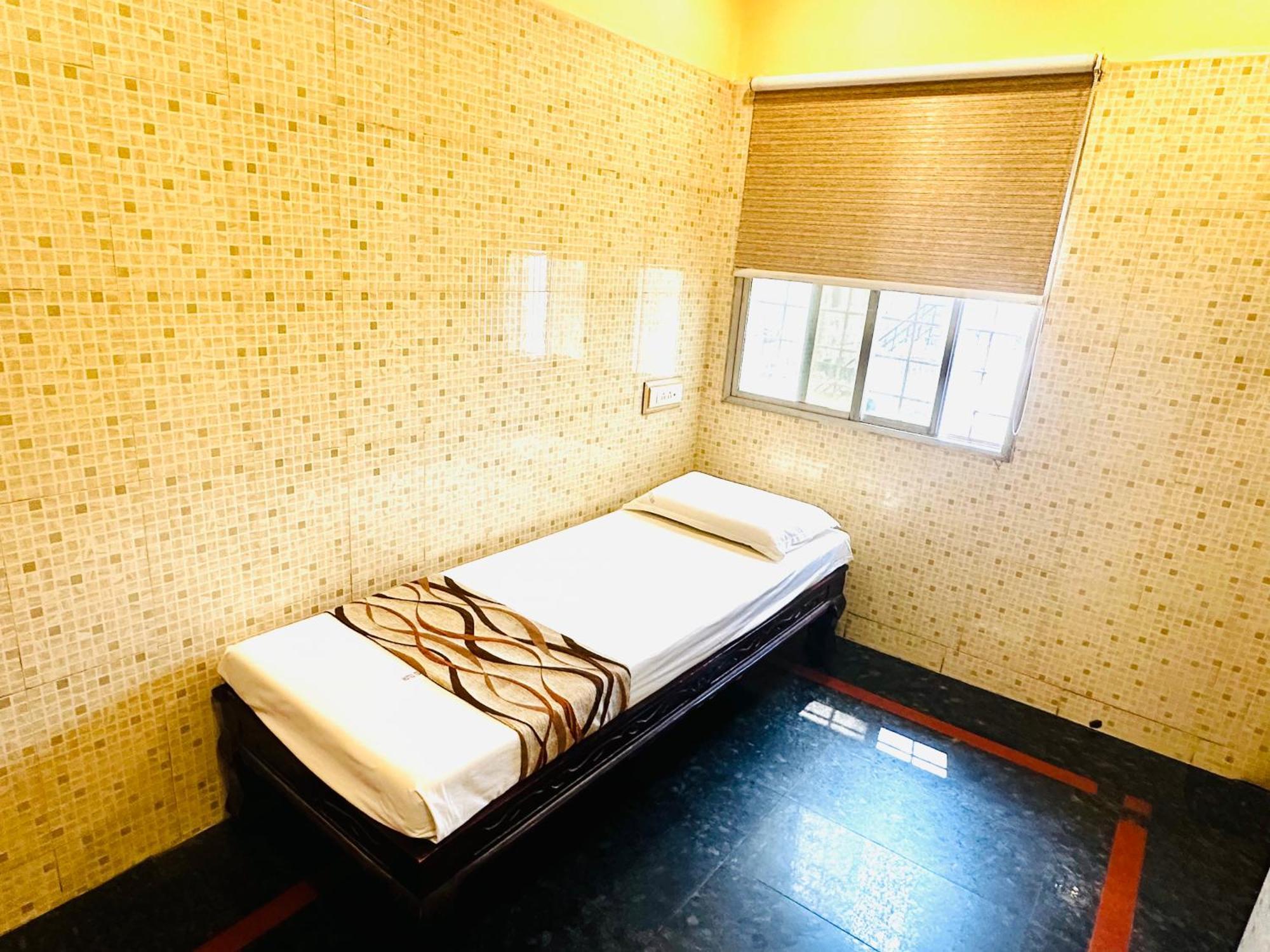 Hotel Tejasri Residency Vijayawada Exterior photo