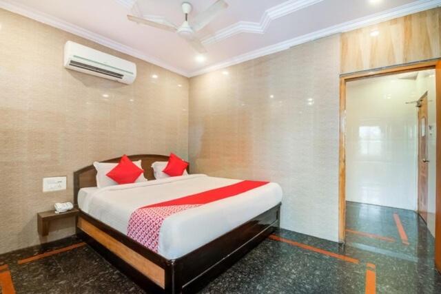 Hotel Tejasri Residency Vijayawada Exterior photo