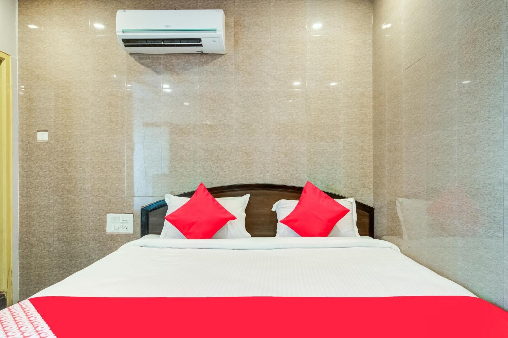 Hotel Tejasri Residency Vijayawada Exterior photo