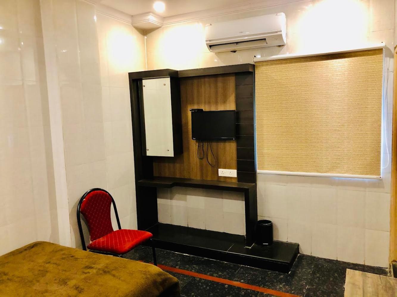 Hotel Tejasri Residency Vijayawada Exterior photo